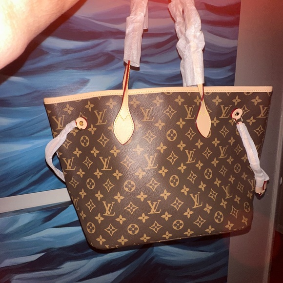 Elegant. Shoulders bag - Picture 3 of 8